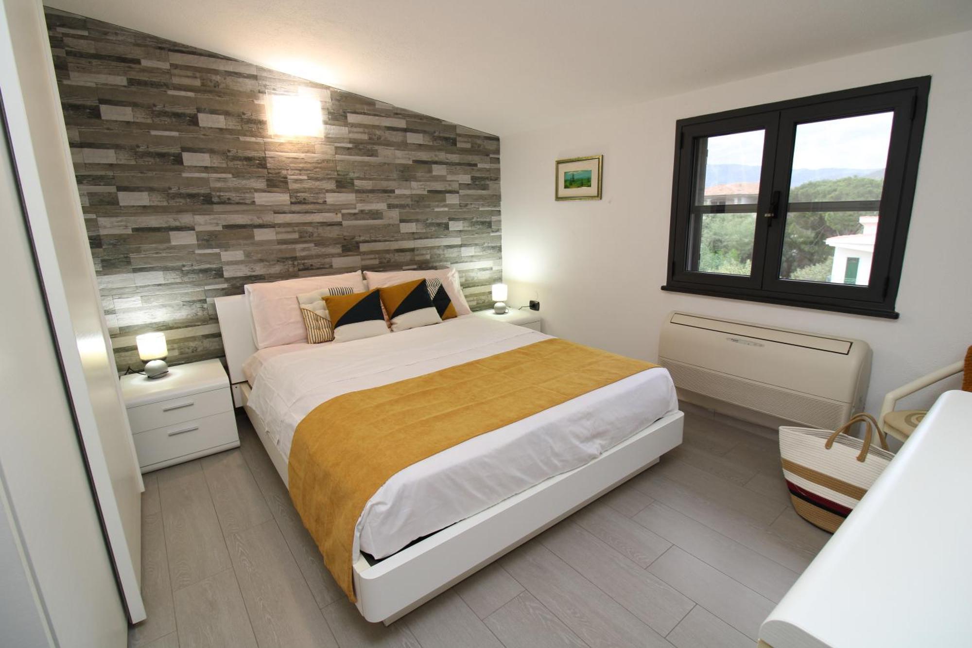 Corona's Apartment- Fronte La Caletta